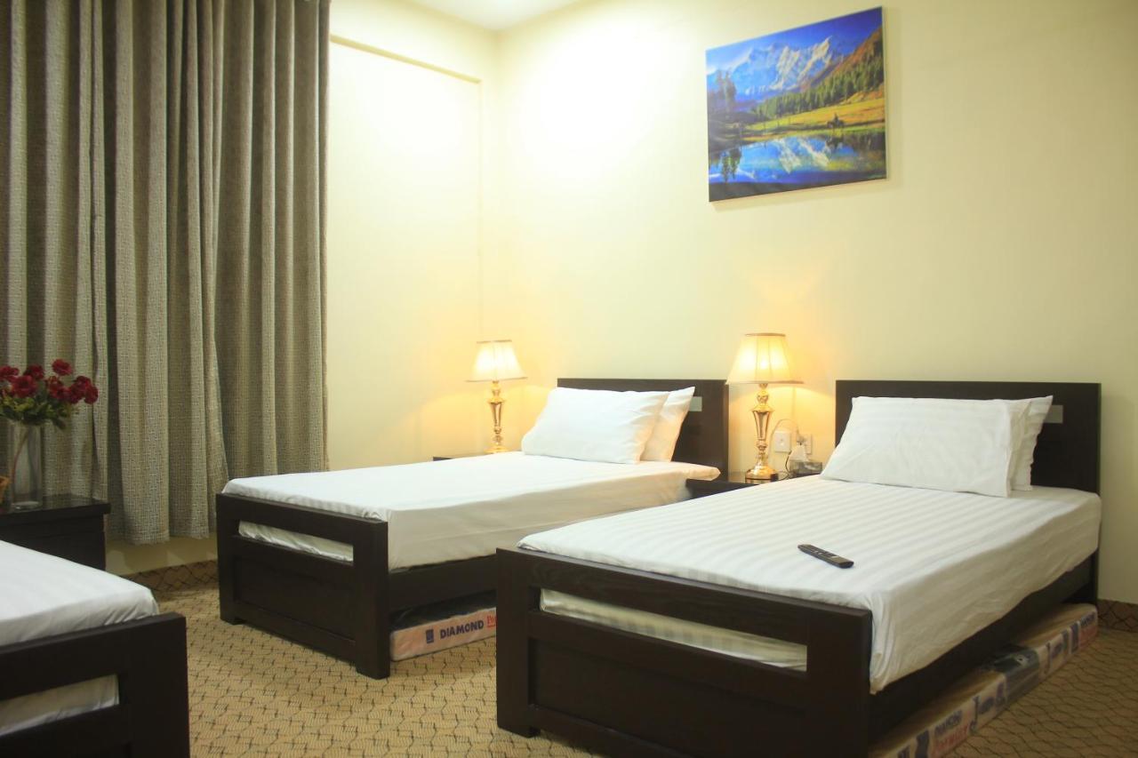 Starlit Hotel - Gilgit Exteriör bild